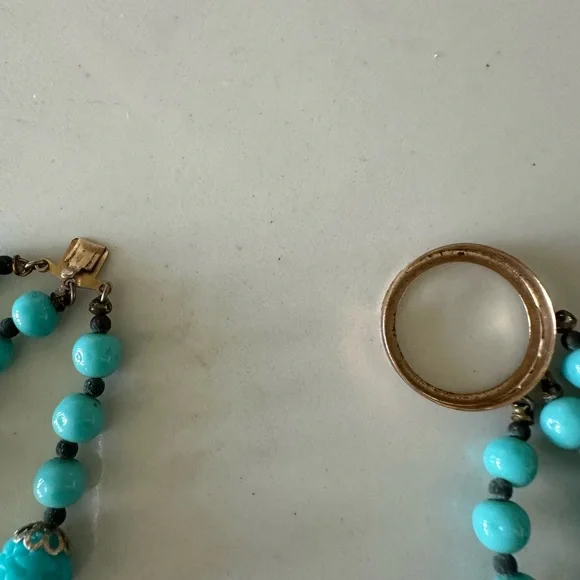 Vintage intricately beaded Necklace - Picture 3 of 5